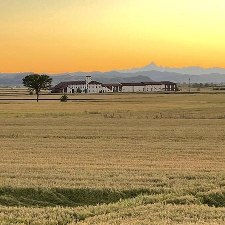 Tenuta Favorita Country House B&B Fontanetto Po ภายนอก รูปภาพ