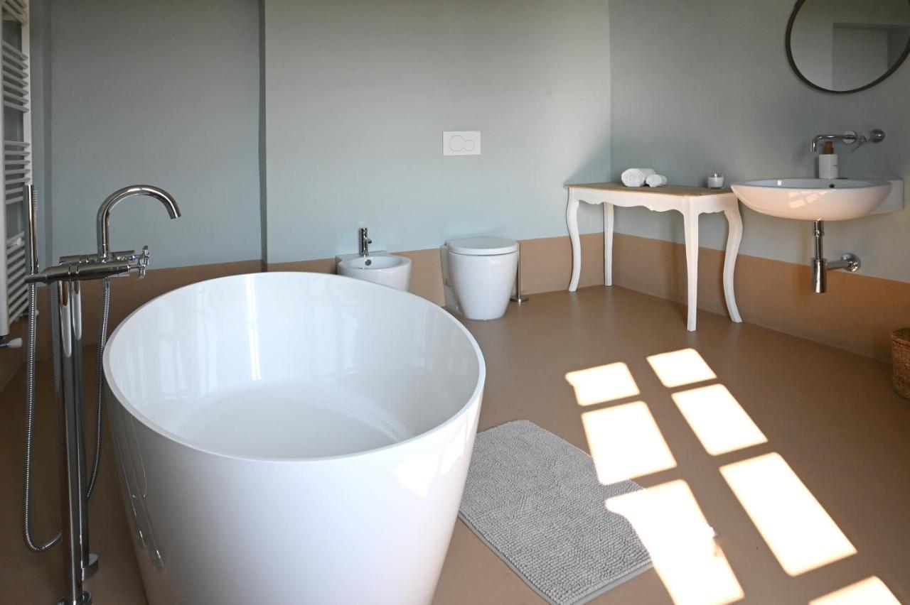 Tenuta Favorita Country House B&B Fontanetto Po ภายนอก รูปภาพ